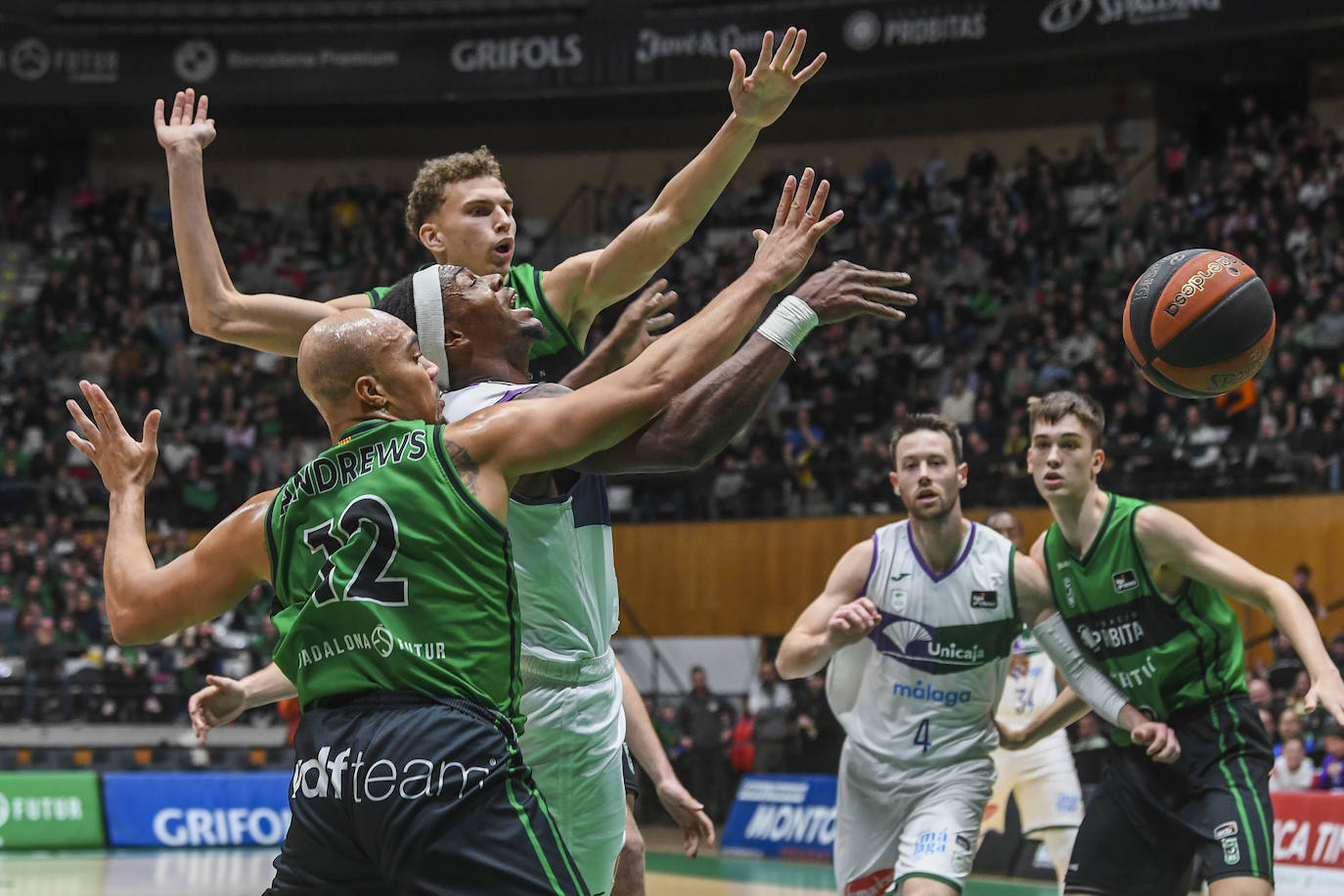 El Joventut-Unicaja, en imágenes