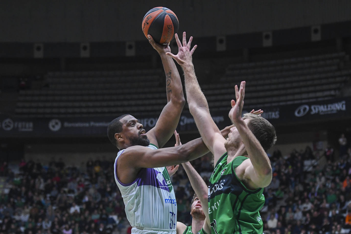 El Joventut-Unicaja, en imágenes