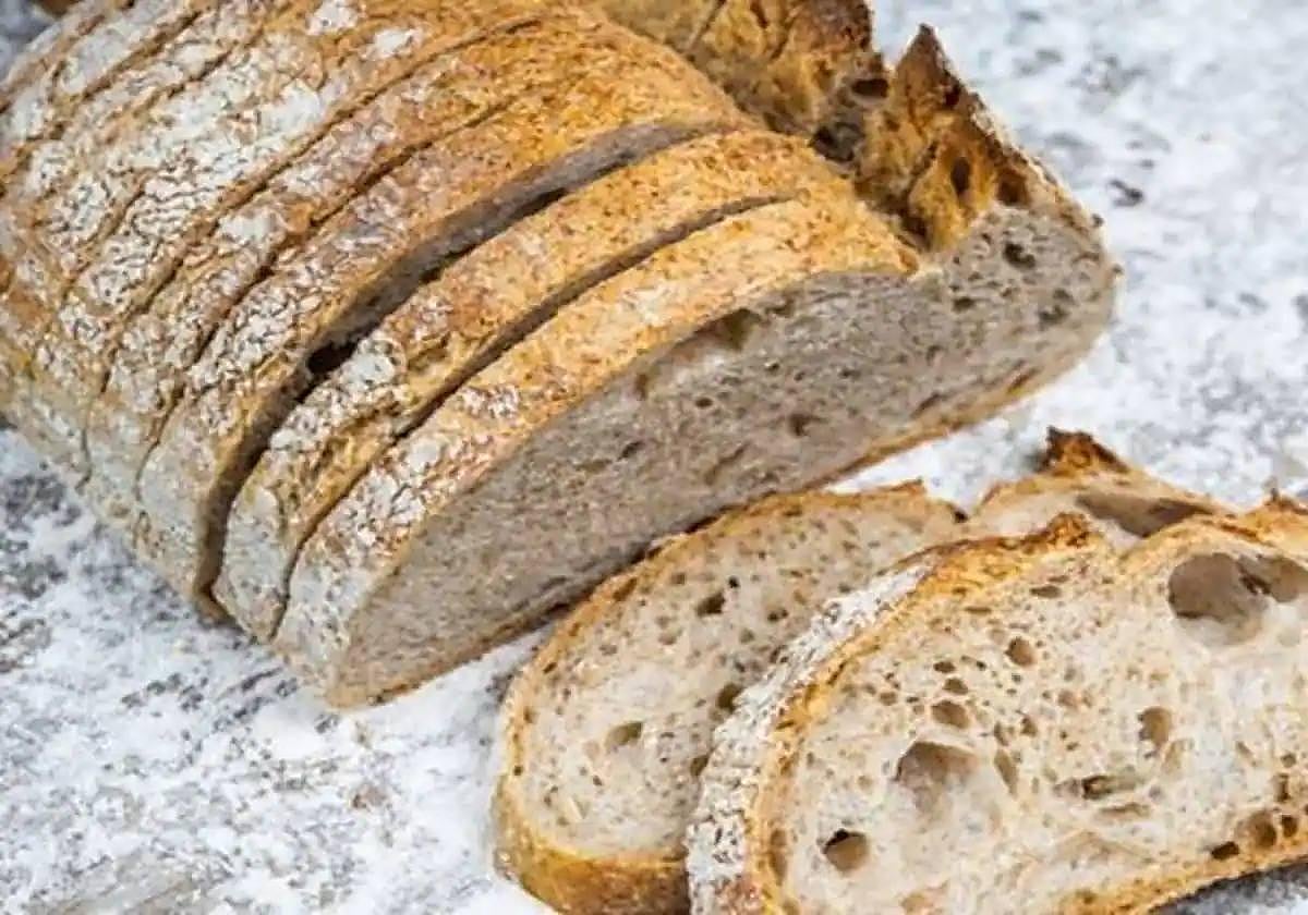 Alerta por la posible presencia de fragmentos de plásticos en un pan integral