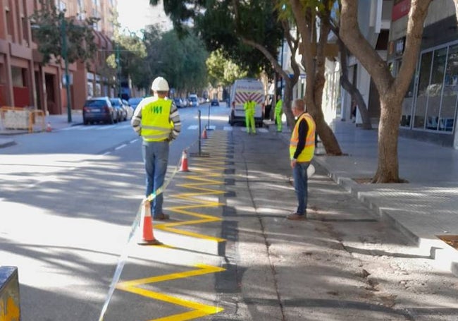 Pintado de señalización horizontal para vehículos en Compositor Lehmberg Ruiz.