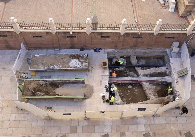 Aspecto de los restos de época musulmana que salieron a la luz en las excavaciones.