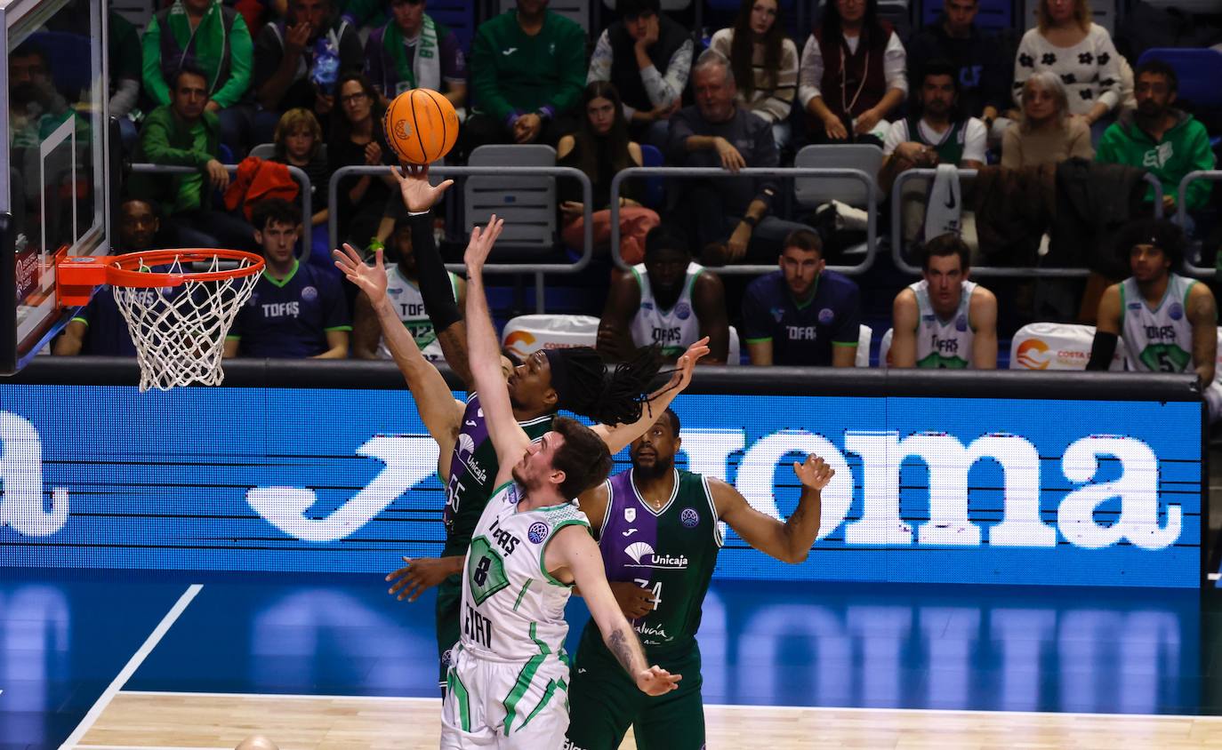 El Unicaja - Tofas Bursa, en imágenes