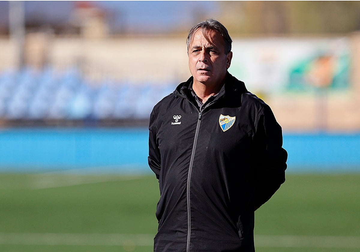 Miguel Aquino deja de ser el entrenador del Málaga femenino