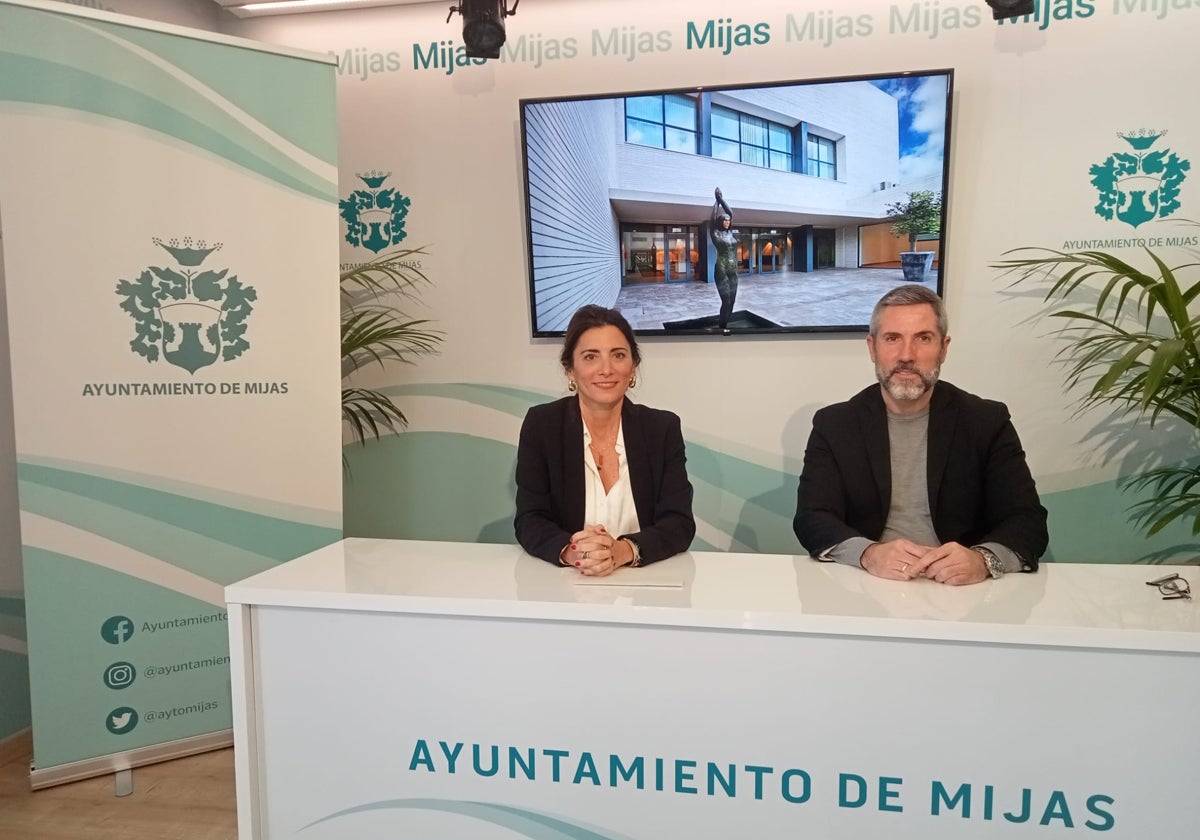 Mata y Maldonado durante el anuncio de la propuesta para el próximo pleno.