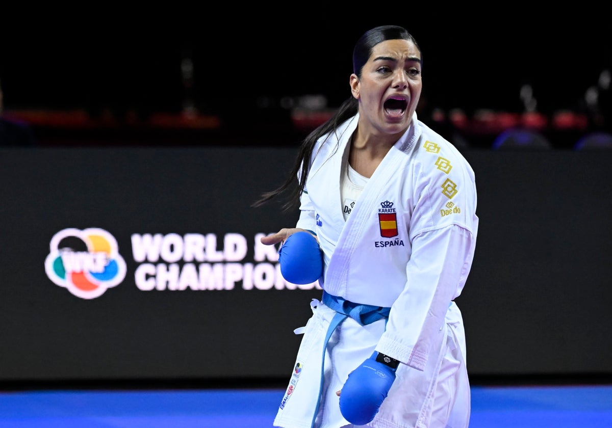 María Torres, protagonista de un clínic benéfico en el Martín Carpena