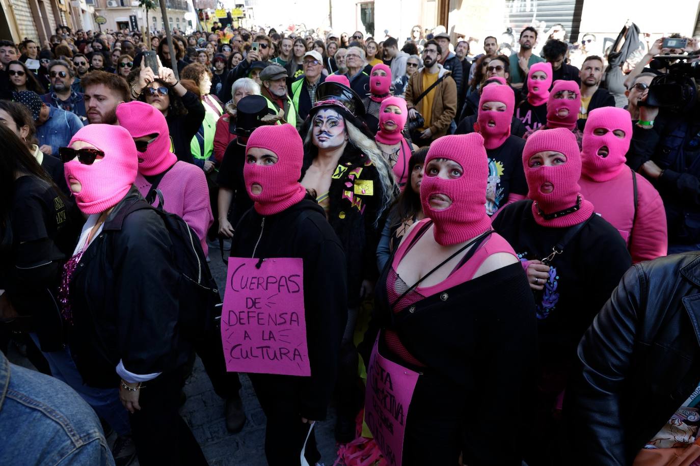 Así fue la manifestación en Málaga en defensa de La Invisible