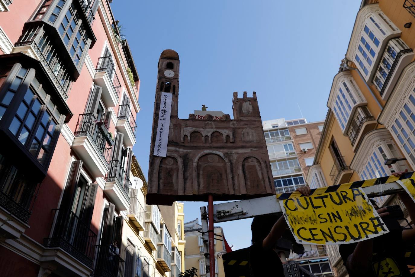 Así fue la manifestación en Málaga en defensa de La Invisible