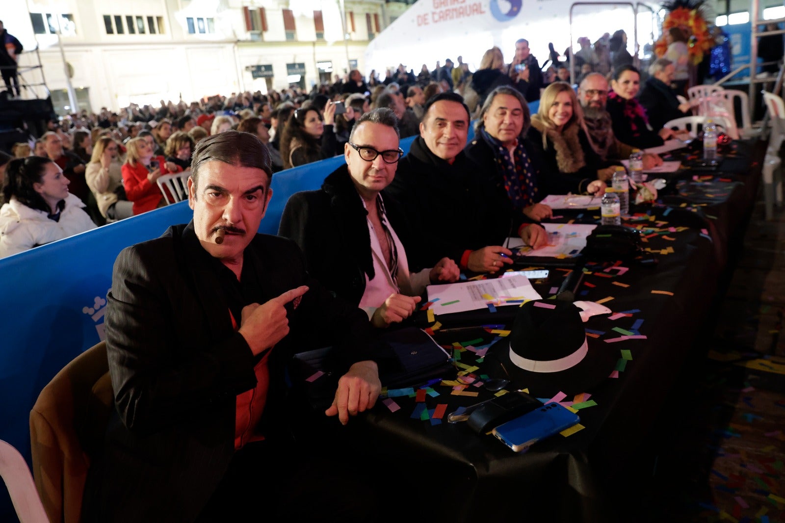 El Carnaval de Málaga se traslada a la calle con el pregón y la elección de los Dioses