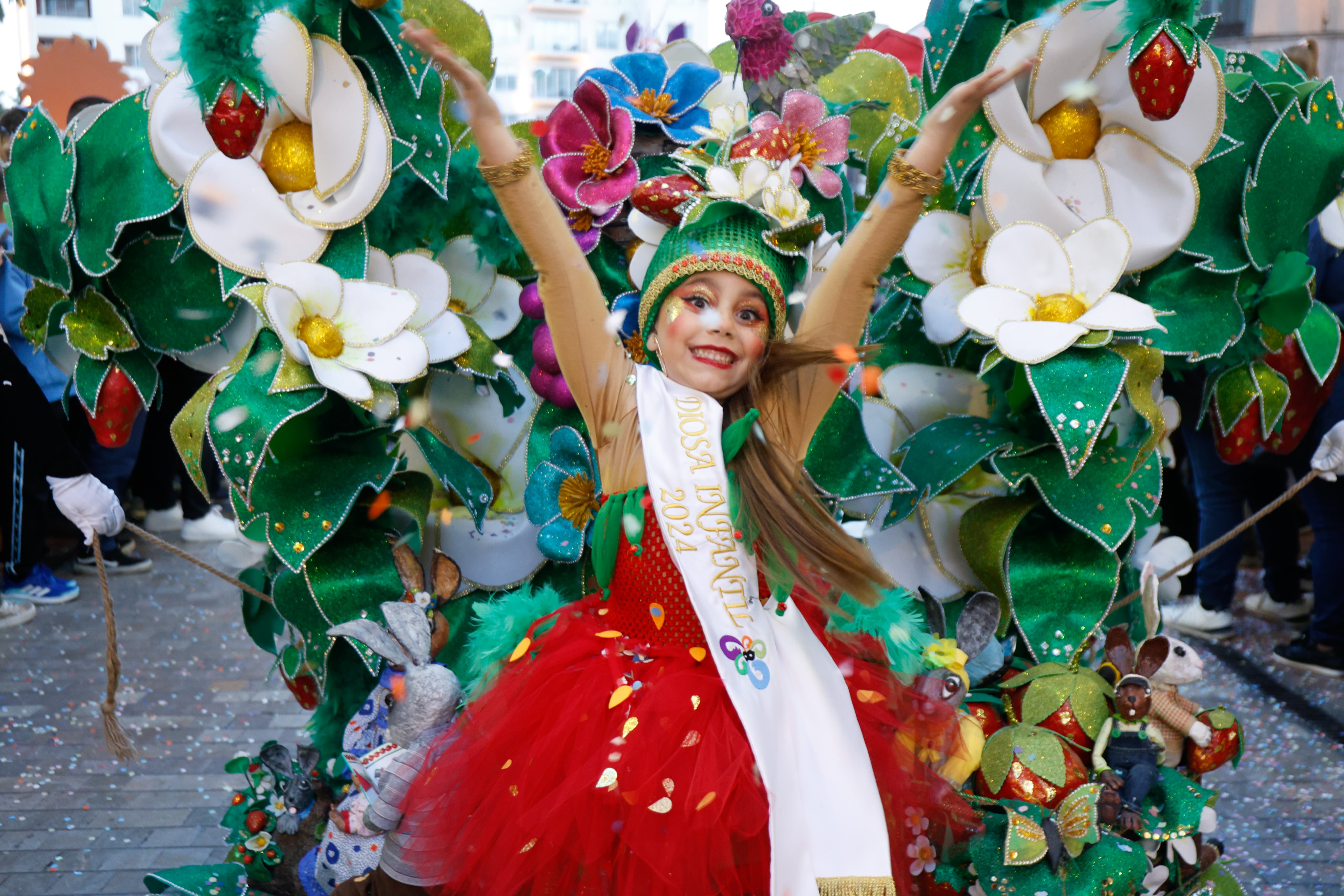 Las mejores imágenes del desfile del Carnaval de Málaga 2024