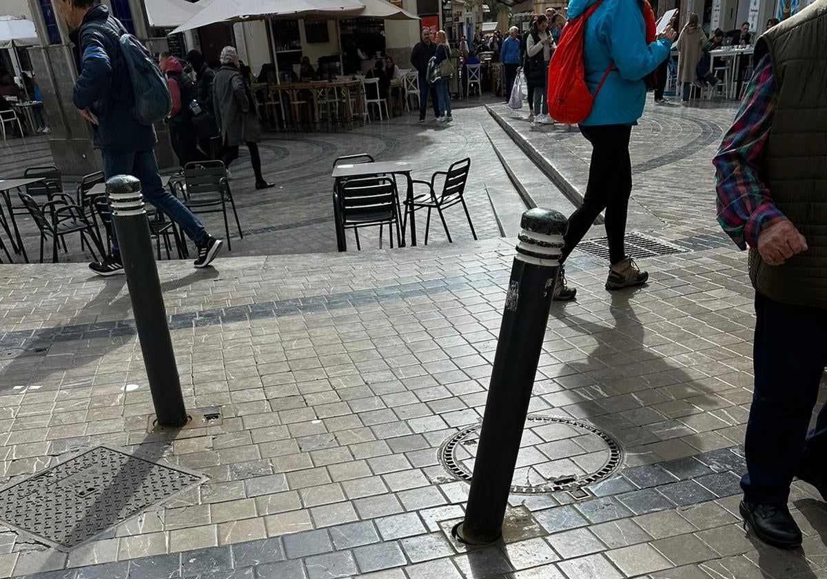 Uno de los pivotes vencidos en la Plaza de Uncibay.