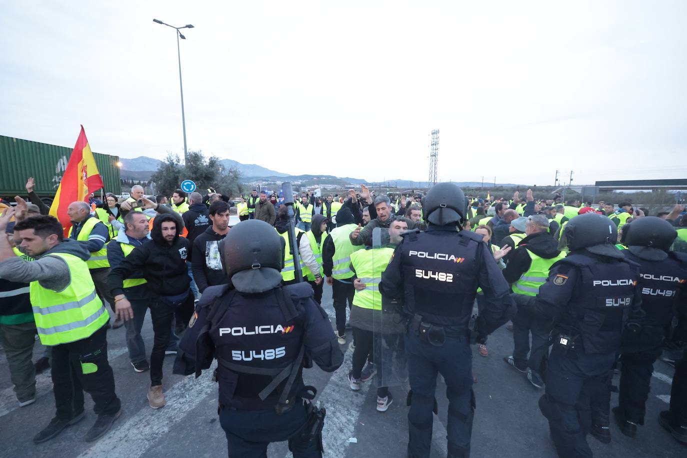 Tensión en Antequera entre agricultores y policías