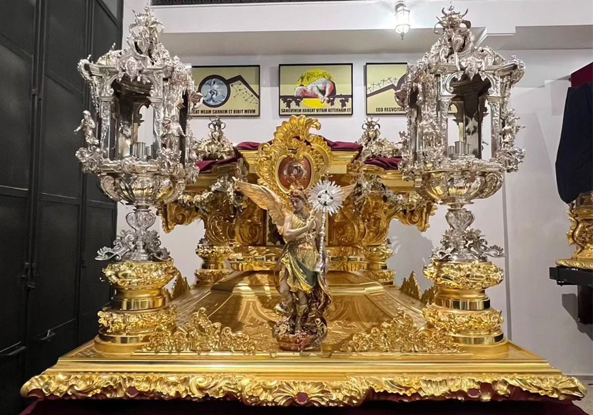 El trono del Nazareno de Viñeros, con las reformas ya acometidas.