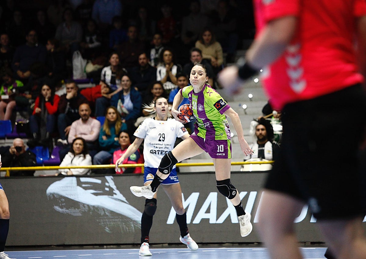 Imagen secundaria 1 - El Costa del Sol gana y mantiene vivas sus opciones de pasar a cuartos de final en Europa