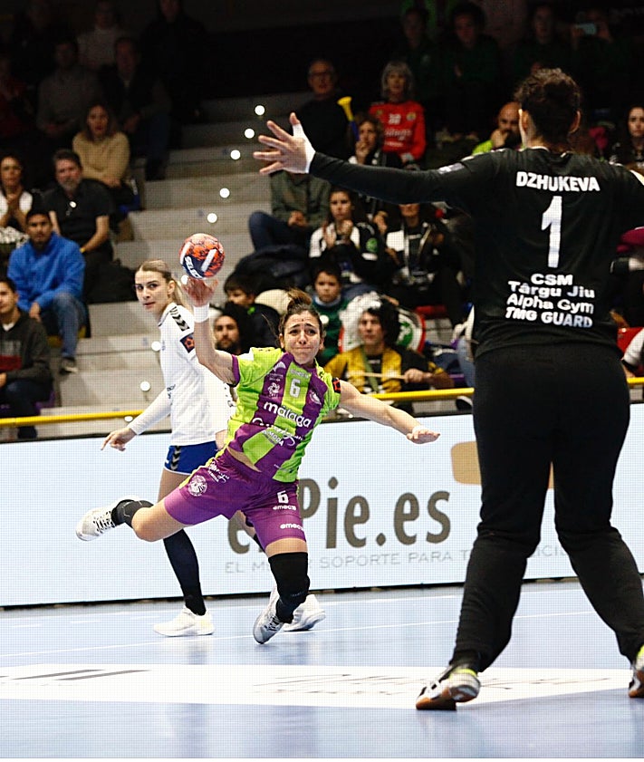 Imagen secundaria 2 - El Costa del Sol gana y mantiene vivas sus opciones de pasar a cuartos de final en Europa