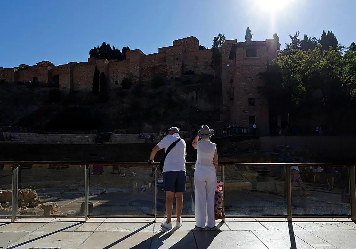 Aemet espera 24 grados de máxima este lunes en Málaga.
