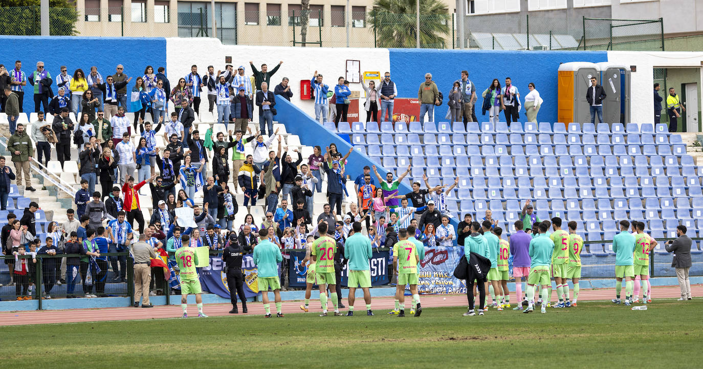 Las mejores imágenes del Melilla-Málaga