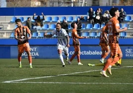 El defensa Ferroni celebra el primer gol del partido en el duelo de ayer.