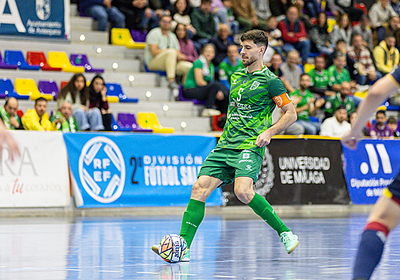 El equipo de fútbol-sala CD UMA Antequera seguirá con sus entrenamientos, pero fuera del pabellón universitario.