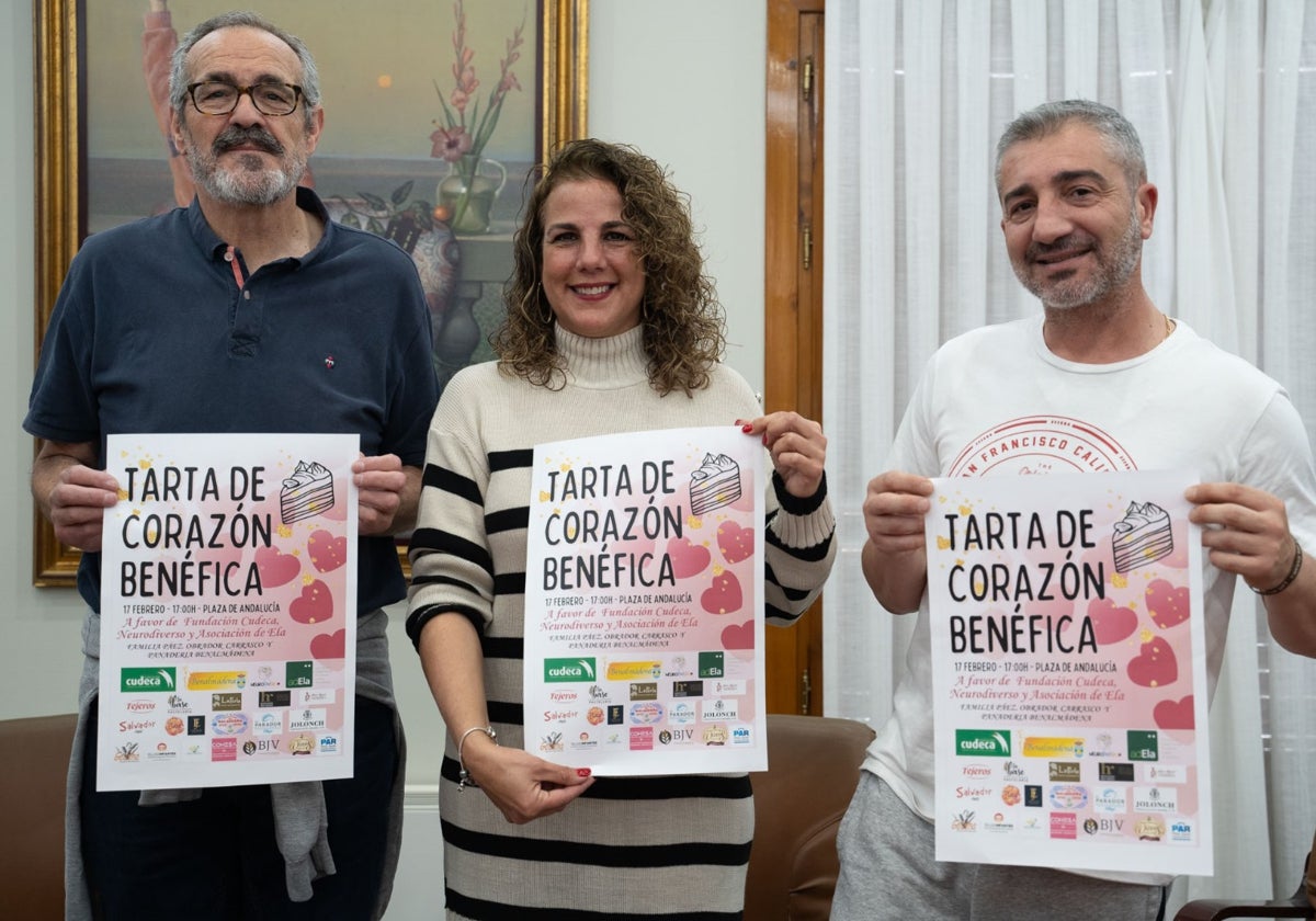 Presentación de la iniciativa para la elaboración de una tarta gigante con forma de corazón.