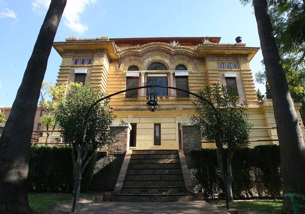 Edificio que va a ser transformado en un restaurante.