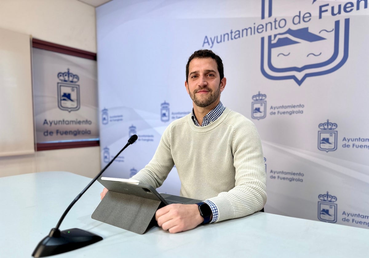 El concejal de Turismo, José Luis Ponce, anuncia la presencia de la localidad en la feria.