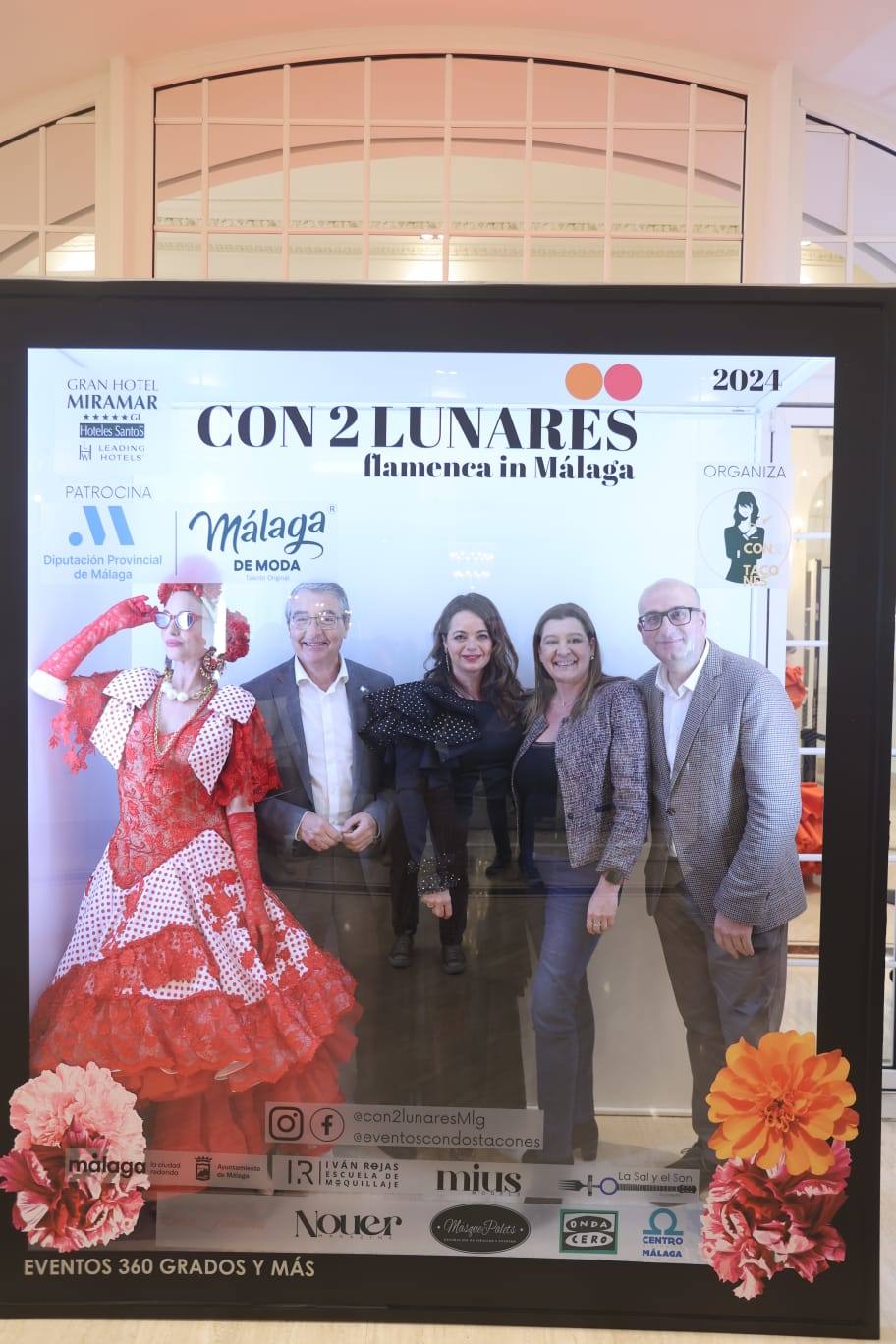 La pasarela de moda flamenca Con 2 lunares, en imágenes