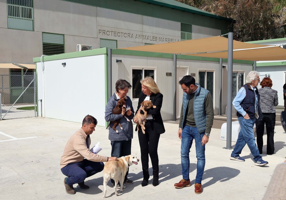 Marbella inaugura las nuevas instalaciones de la protectora de animales