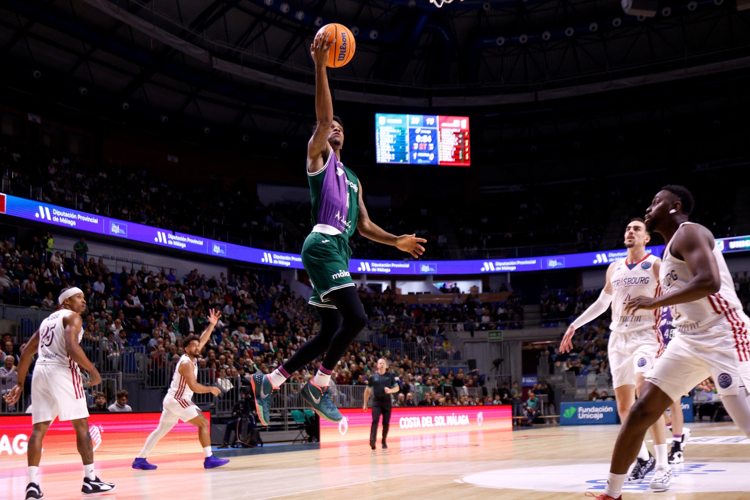 Las mejores imágenes del Unicaja-SIG Basket Estrasburgo