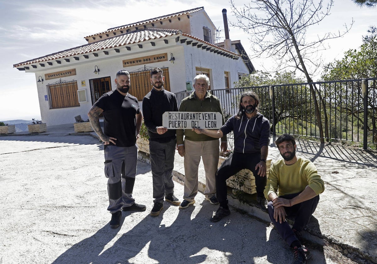 Parte del equipo que trabajará en los Montes junto a Paco, su antiguo propietario.