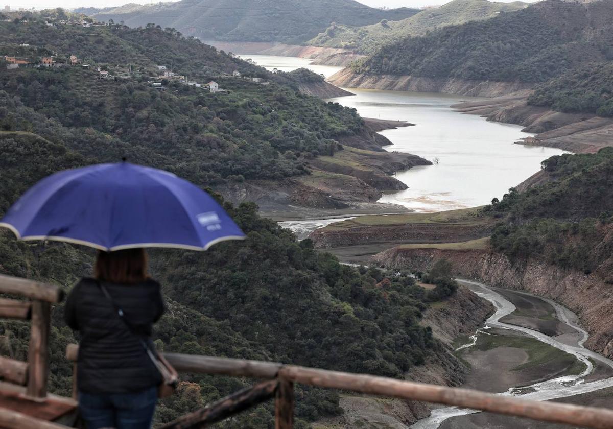 Aspecto del pantano de La Concepción, este domingo.