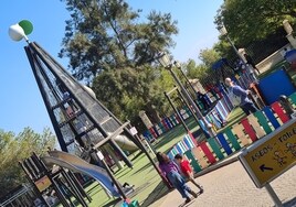 Niños y niñas en el Parque de la Batería.