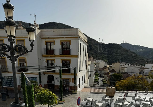 Imagen del edificio judicial desde la plaza de la Constitución.