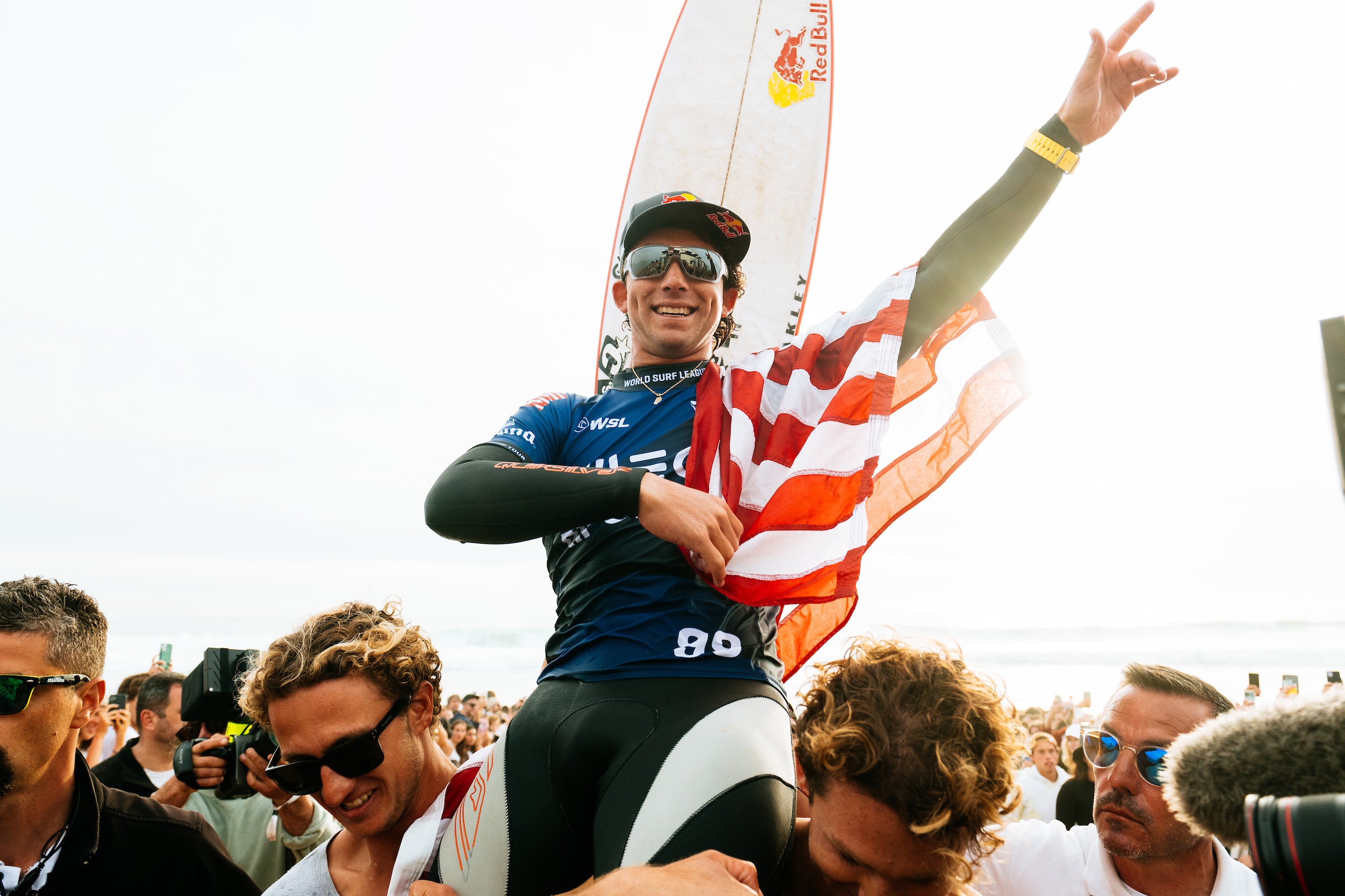 Griffin Colapinto y Johanne Defay logran la victoria en MEO Rip Curl Pro Portugal