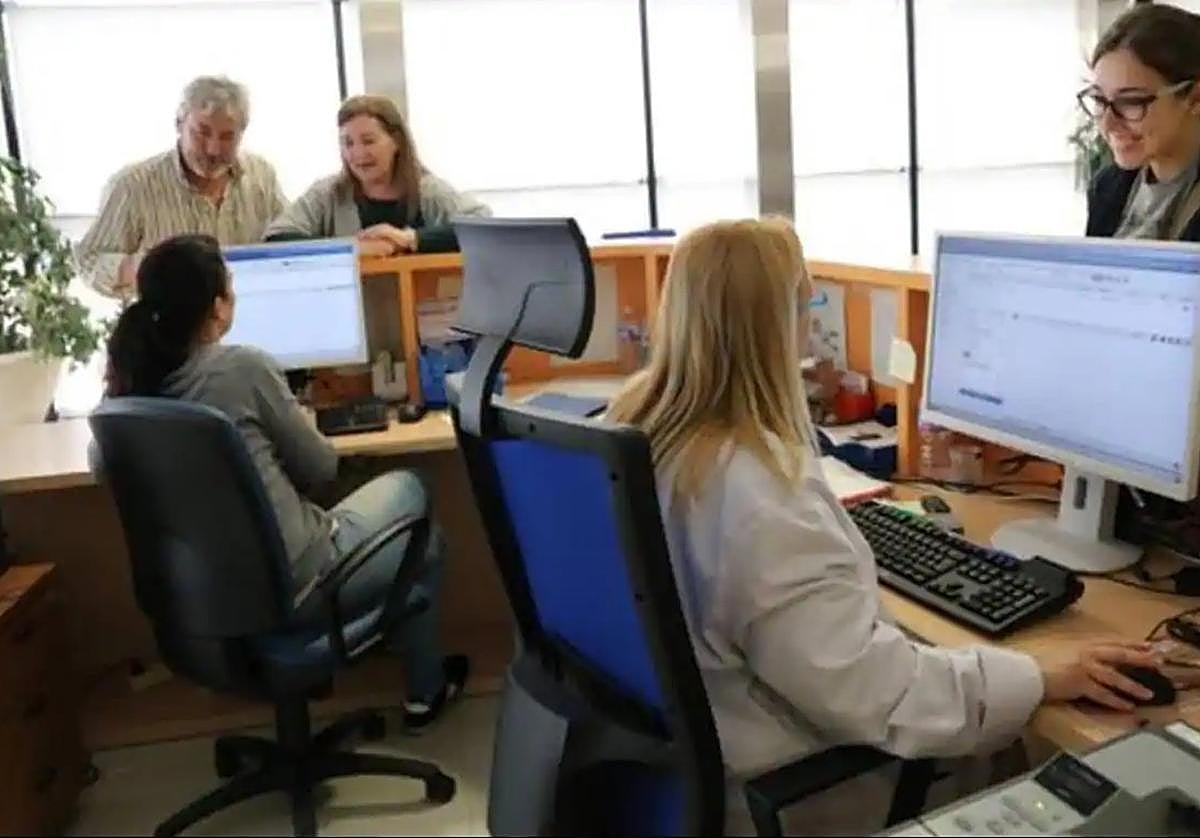 El SAS renueva 18.500 equipos informáticos en sus centros sanitarios y de gestión en Andalucía