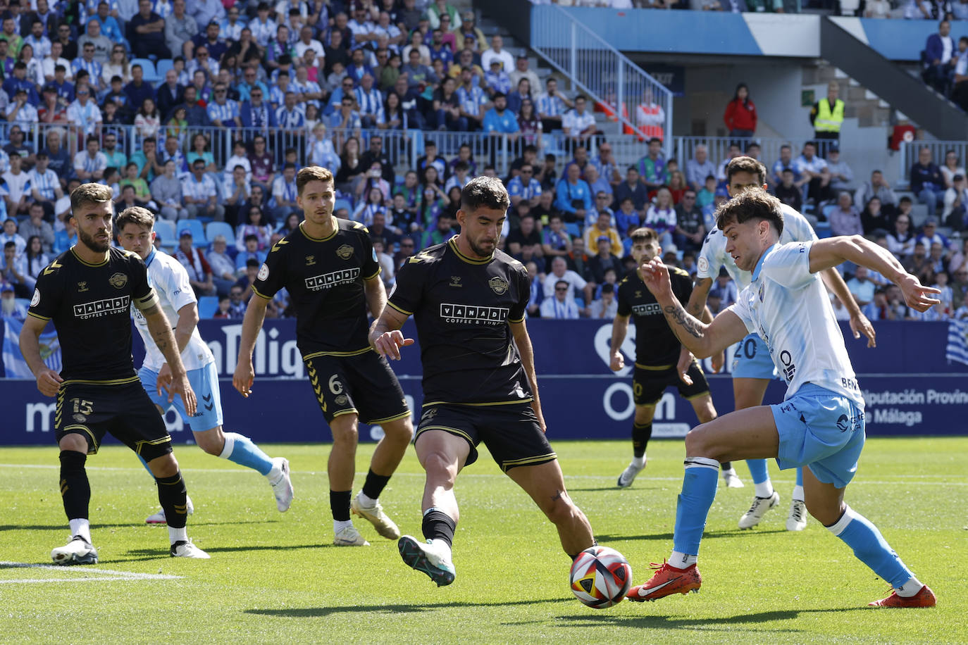 Las mejores imágenes del Málaga-Intercity de Primera RFEF