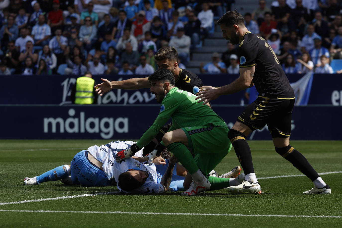 Las mejores imágenes del Málaga-Intercity de Primera RFEF