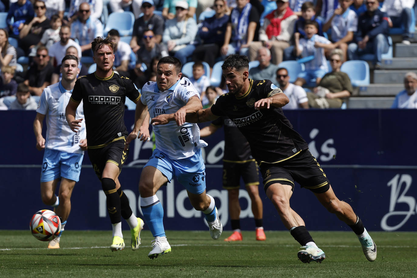 Las mejores imágenes del Málaga-Intercity de Primera RFEF