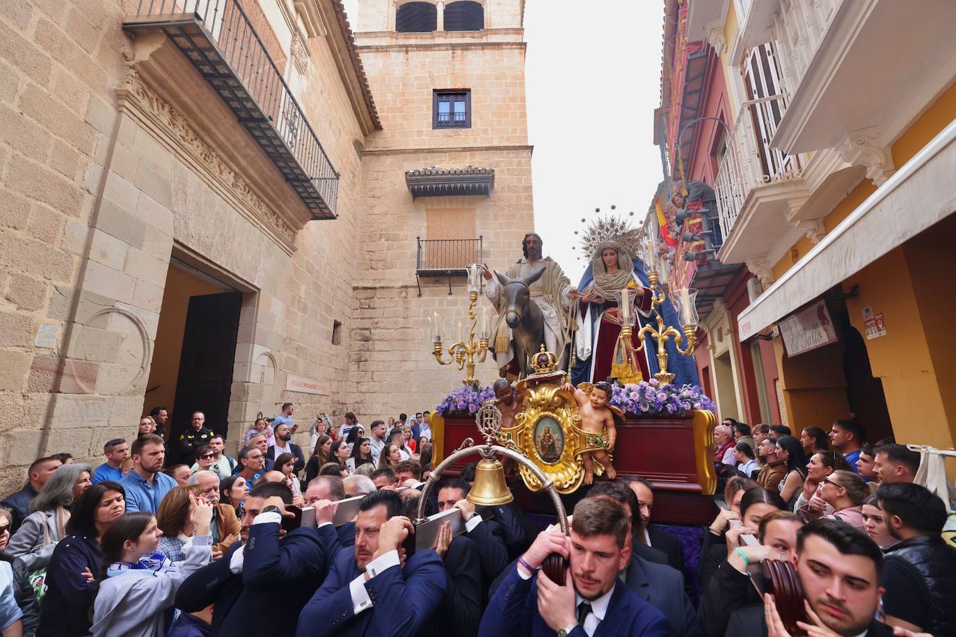 Traslado de Nuestro Padre Jesús a su Entrada en Jerusalén, María Santísima del Amparo y San Juan Evangelista (Pollinica).