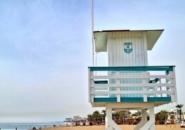 Caseta de vigilancia en las playas de Torremolinos.