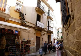 Vista del edificio, en la calle San Agustín, en el que las obras finalizarán en septiembre.