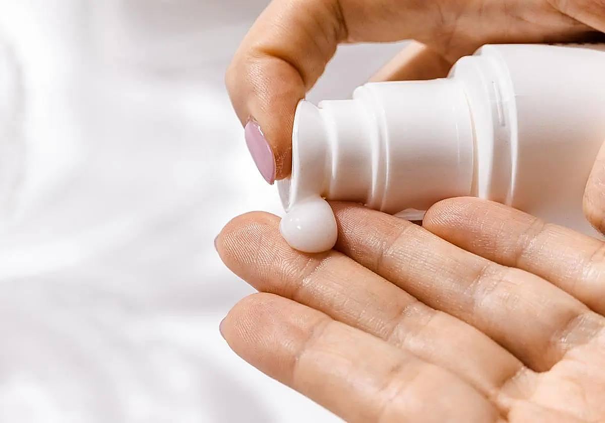 Sanidad retira tres cremas solares de Rituals, Vichy y Biotherm por incumplir la protección de la etiqueta