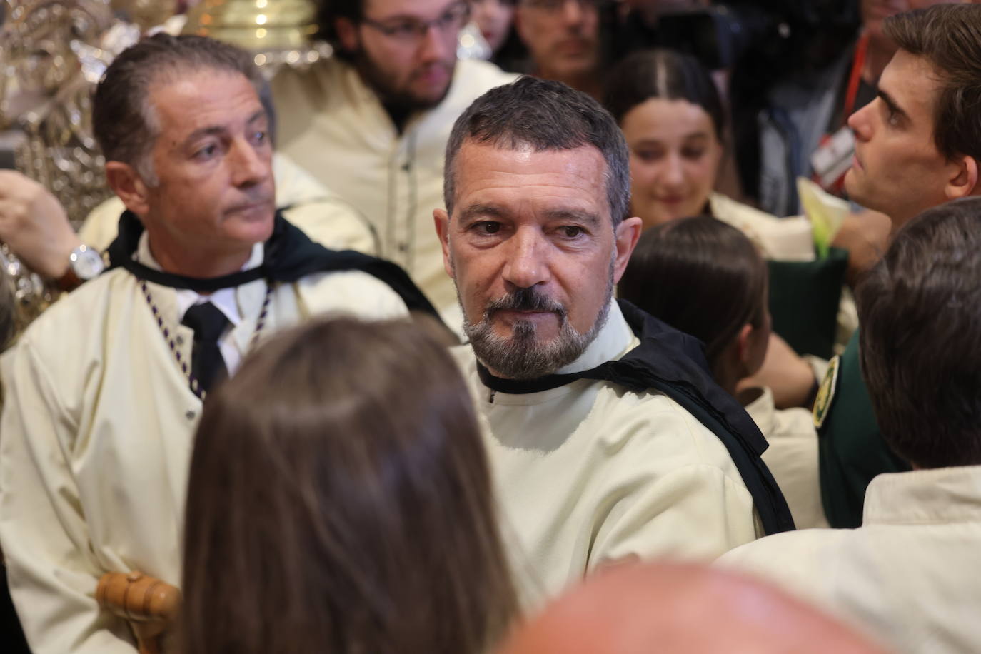 Lágrimas y Favores no sale este Domingo de Ramos