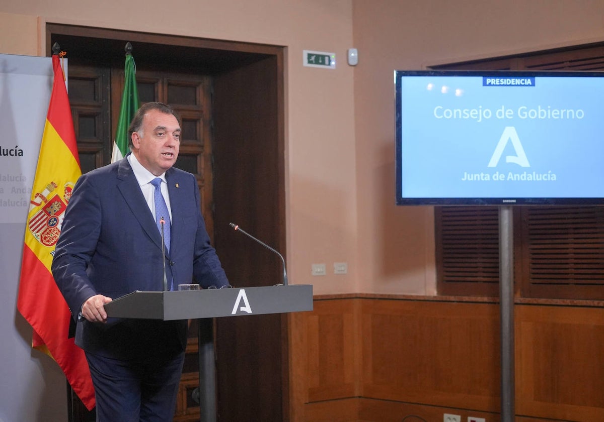 Arturo Bernal presentó el programa tras la celebración del Consejo de Gobierno.