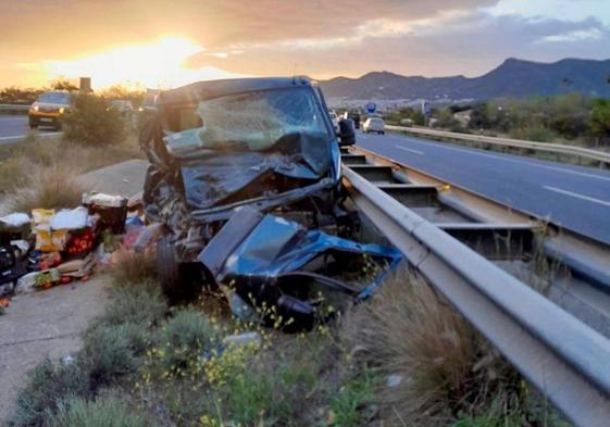 Imagen de los vehículos implicados en el accidente registrado este miércoles.