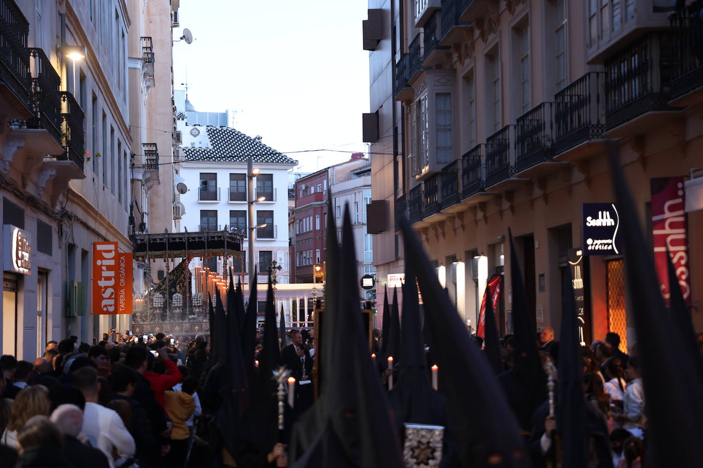 Semana Santa de Málaga 2024: el Viernes Santo, en imágenes