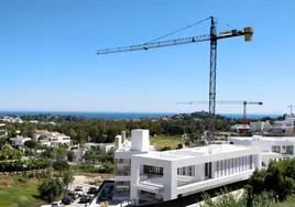 Construir una villa de lujo en Marbella cuesta ya más de cinco millones de euros.