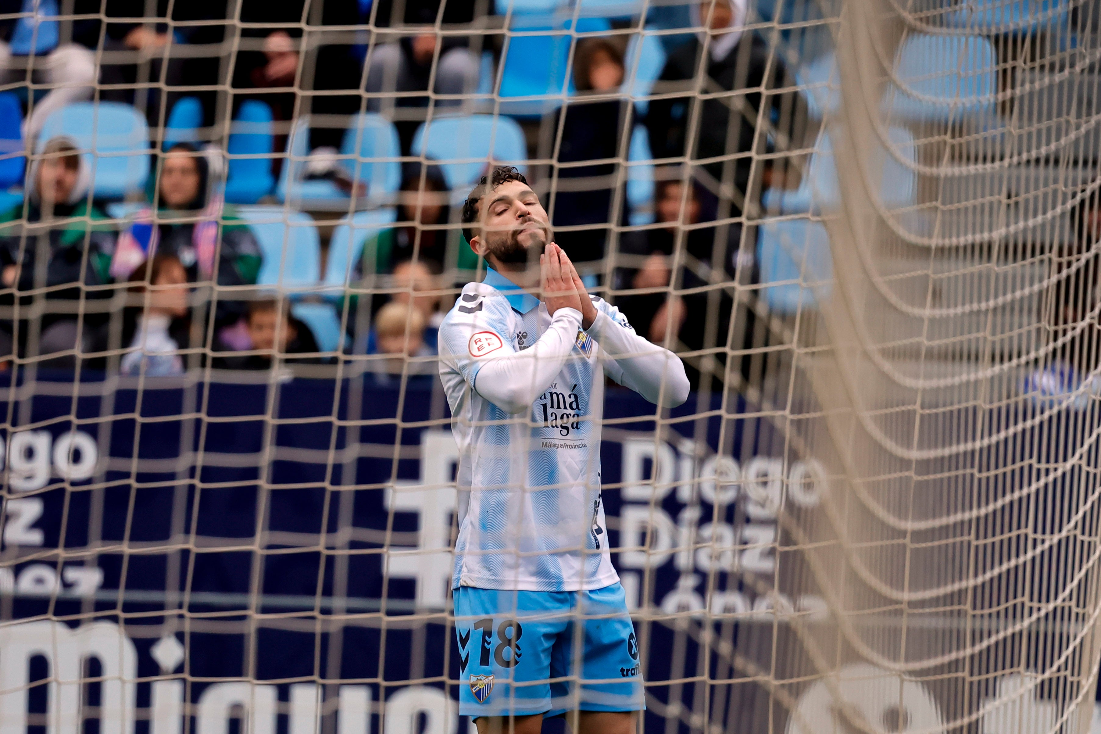 El Málaga-Linares, en fotos