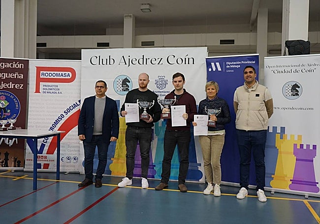 Ganadores del concurso de ajedrez en Coín.