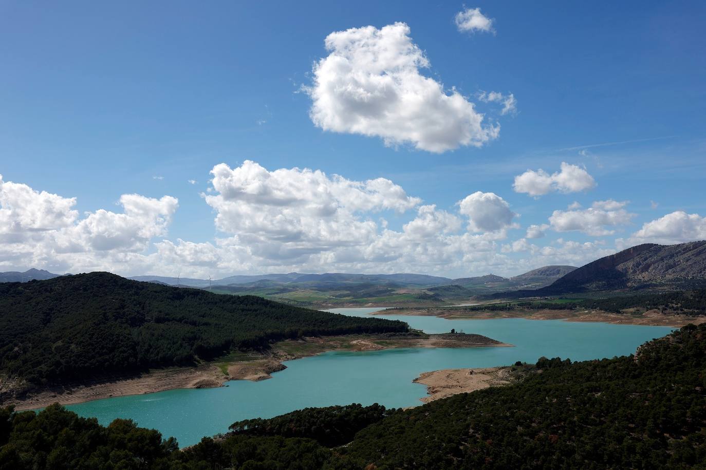 El embalse más grande del sistema del Guadalhorce ha ganado 3 hm3 en marzo.