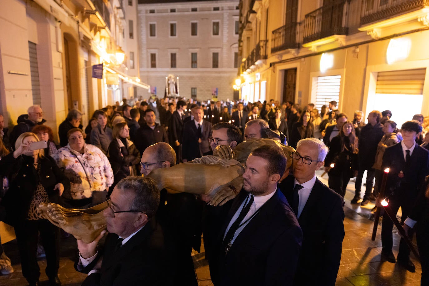 Huerto, Estudiantes y Sepulcro volvieron a sus sedes canónicas este Lunes de Pascua ante los fieles devotos que no quisieron perderse los últimos traslados de esta atípica Semana Santa